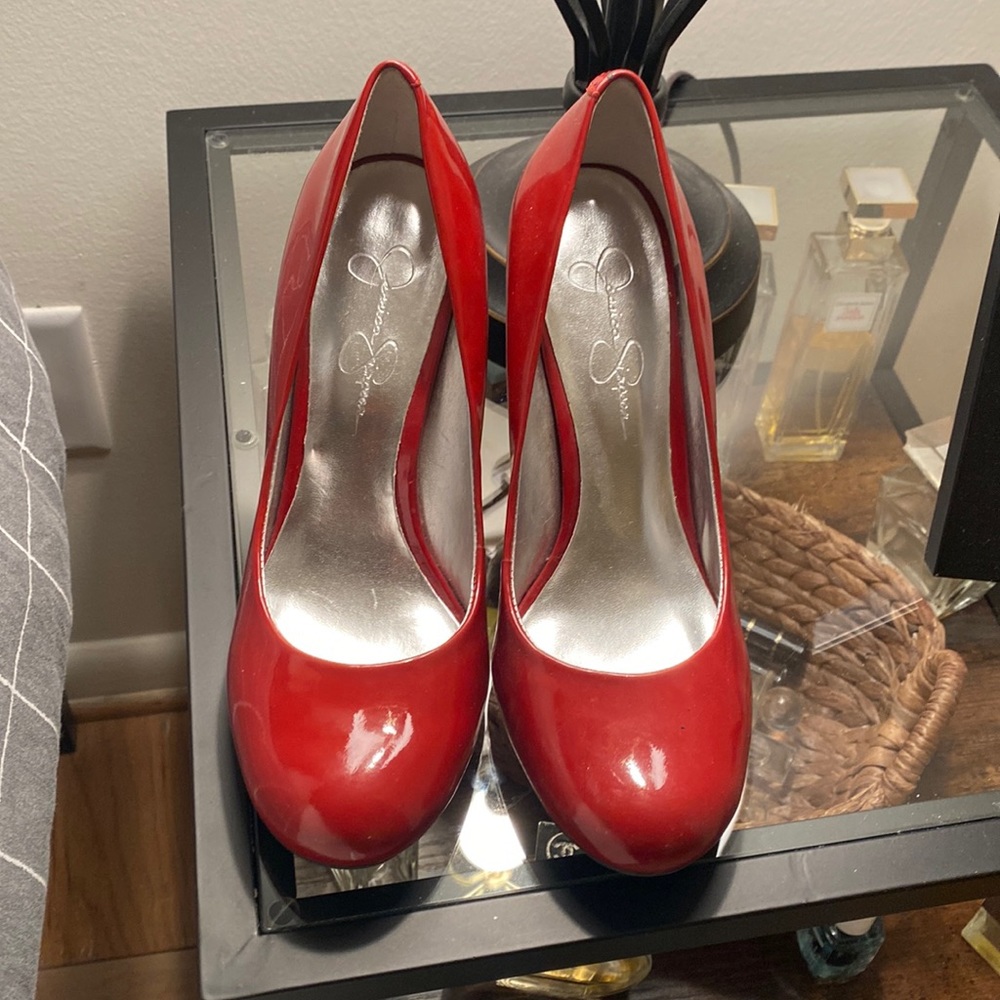 Jessica Simpson heels like new
